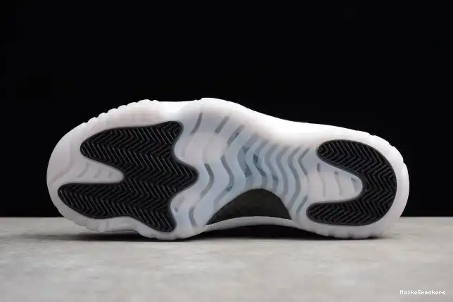 MaikeSneakers 528895-010 Low Jordan Air Retro 